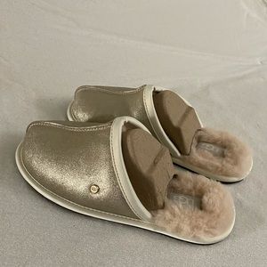 UGGS Women Pearle Sparkle Slipper